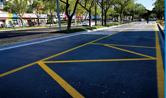 寧波中興路公交站臺(tái)